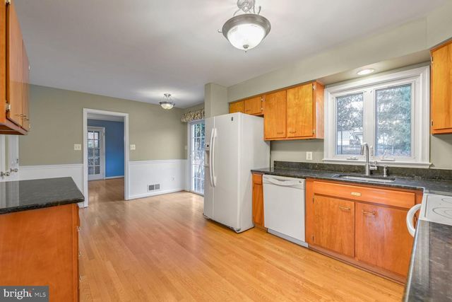 6536 DIVINE ST, Mclean, VA 22101