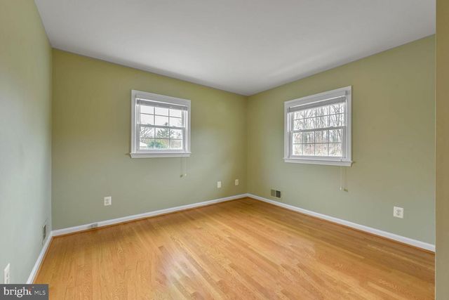 6536 DIVINE ST, Mclean, VA 22101