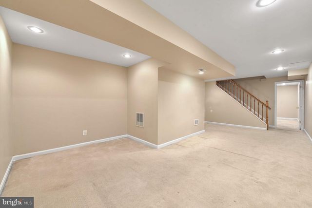 6536 DIVINE ST, Mclean, VA 22101