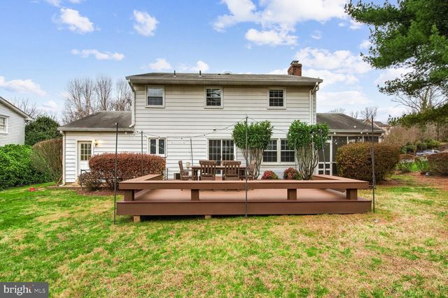 6536 DIVINE ST, Mclean, VA 22101