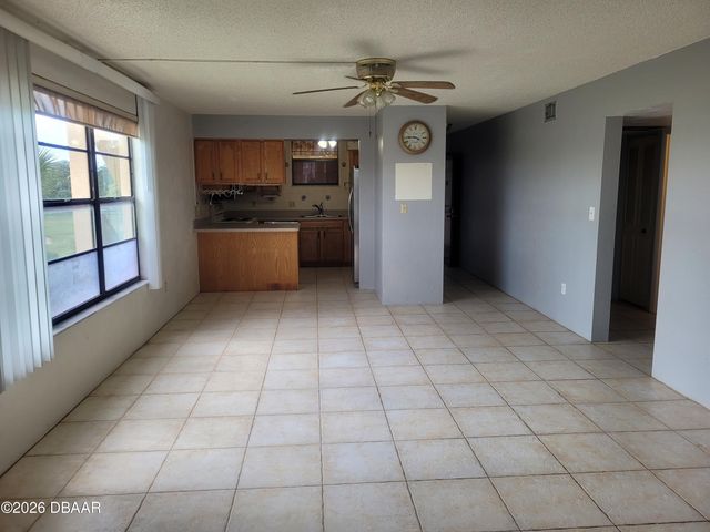 325 Wilder Blvd Apt A401, Daytona Beach, FL 32114