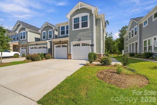8036 Overmeadow Lane, Charlotte, NC 28269