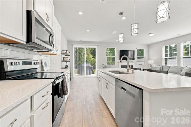 8036 Overmeadow Lane, Charlotte, NC 28269