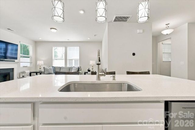 8036 Overmeadow Lane, Charlotte, NC 28269