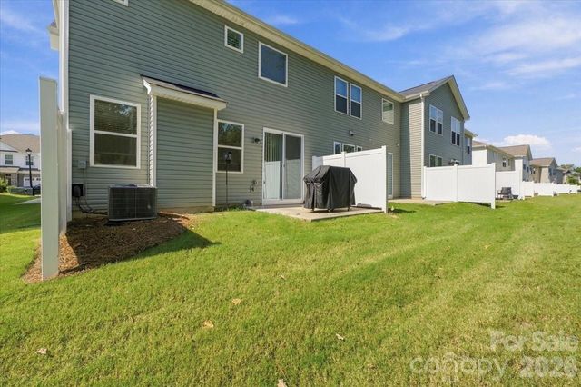 8036 Overmeadow Lane, Charlotte, NC 28269
