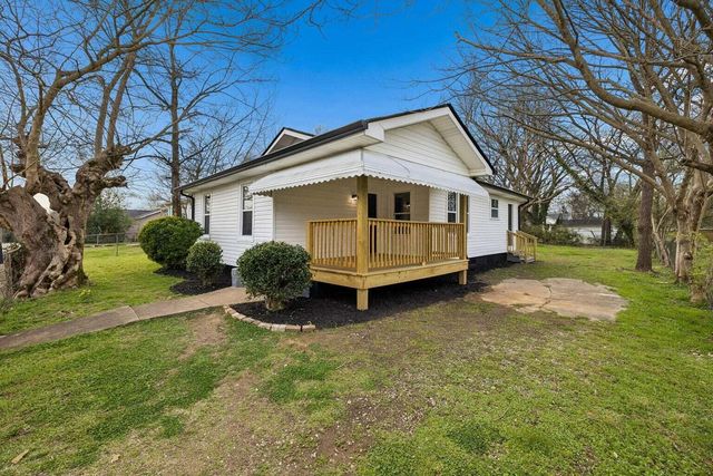 1009 N Hawthorne Street, Chattanooga, TN 37406