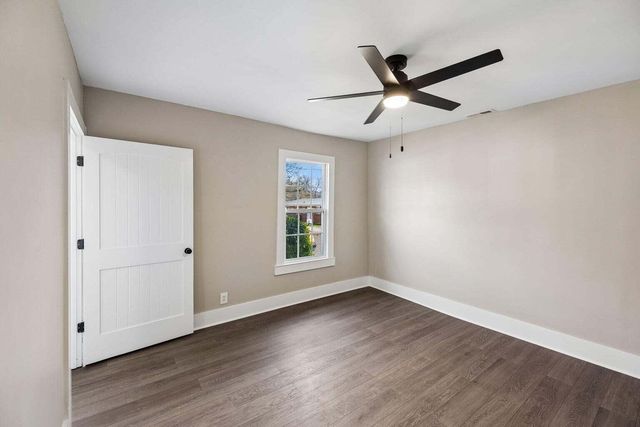 1009 N Hawthorne Street, Chattanooga, TN 37406