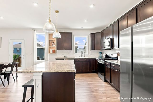 2110 Schmitt Circle, Algonquin, IL 60102
