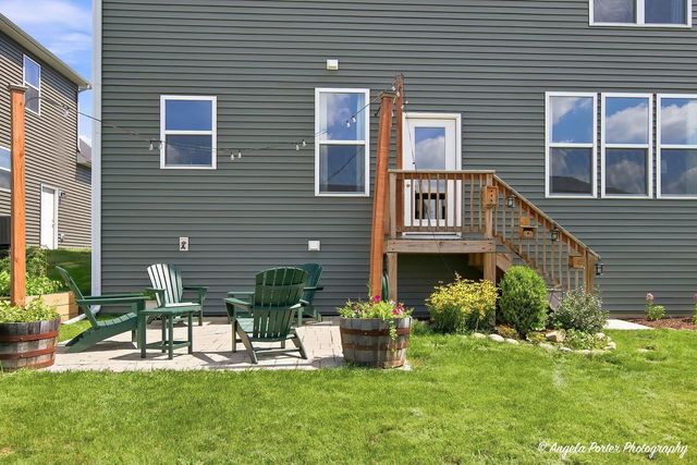 2110 Schmitt Circle, Algonquin, IL 60102