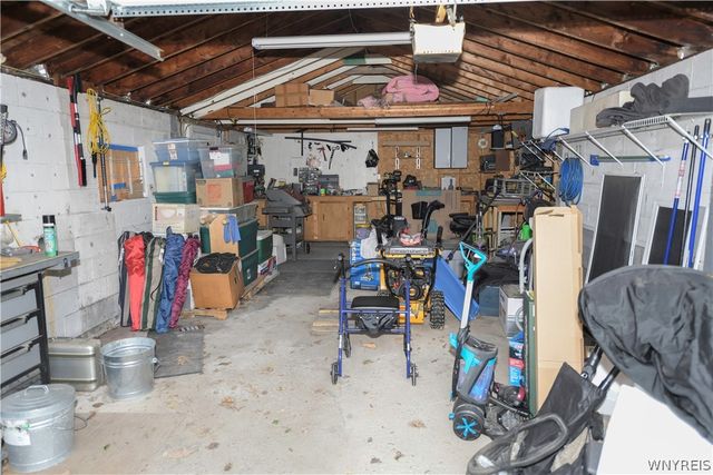 918 92nd Street, Niagara Falls, NY 14304
