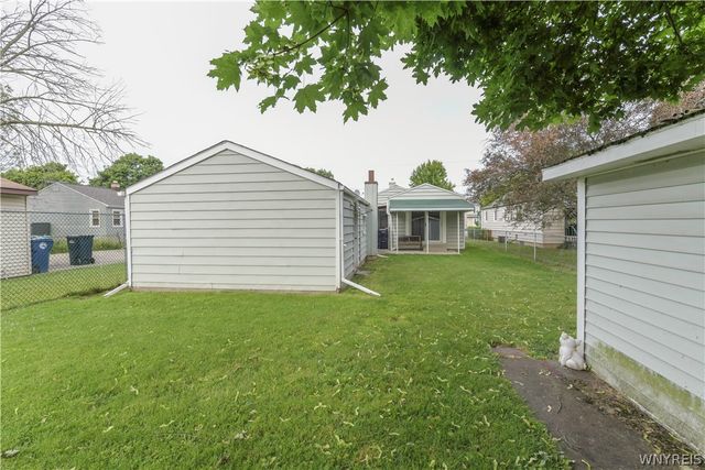 918 92nd Street, Niagara Falls, NY 14304
