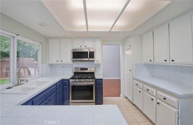 27872 Wakefield Road, Castaic, CA 91384