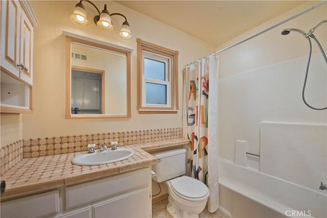 27872 Wakefield Road, Castaic, CA 91384