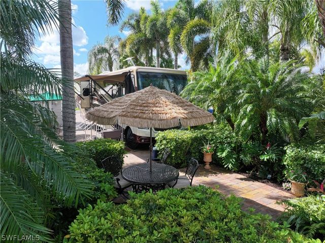 5958 Brightwood DR, Fort Myers, FL 33905