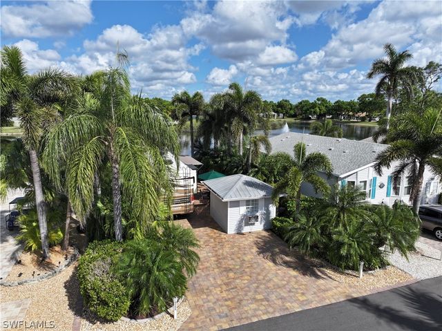 5958 Brightwood DR, Fort Myers, FL 33905