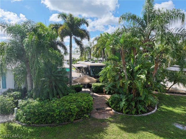 5958 Brightwood DR, Fort Myers, FL 33905