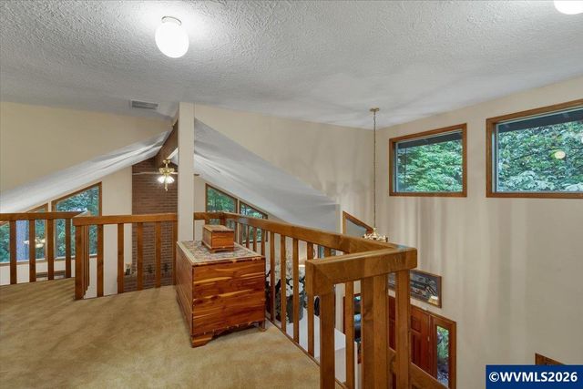 6202 4-J Ln SE, Salem, OR 97317
