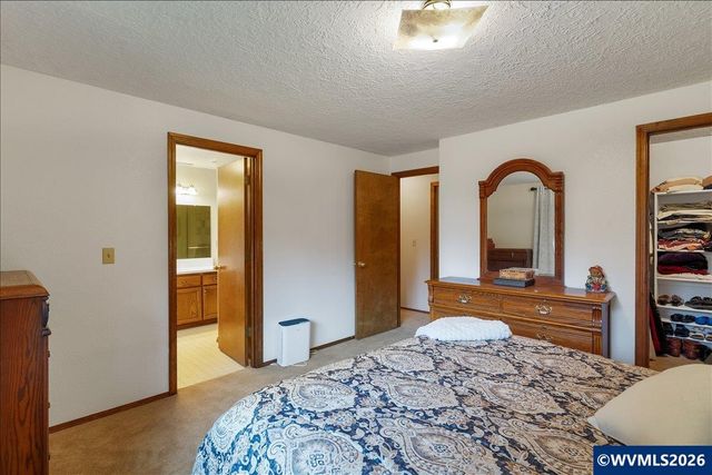 6202 4-J Ln SE, Salem, OR 97317