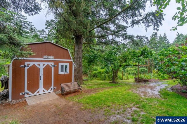 6202 4-J Ln SE, Salem, OR 97317