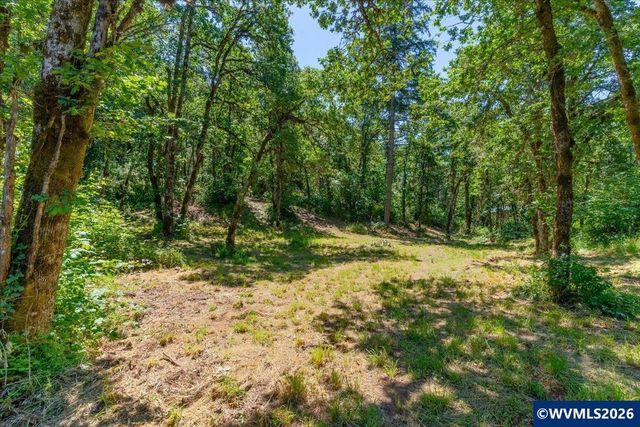 6202 4-J Ln SE, Salem, OR 97317