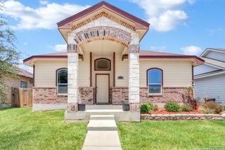 5983 Midcrown Dr, San Antonio, TX 78218