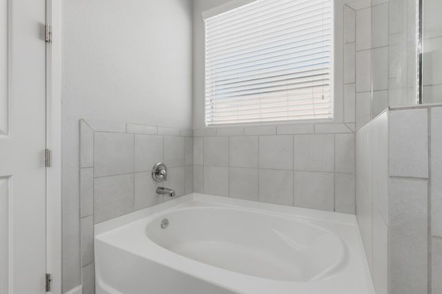 7320 Two Rock Road NW, Albuquerque, NM 87114