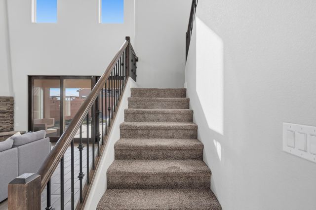 7320 Two Rock Road NW, Albuquerque, NM 87114