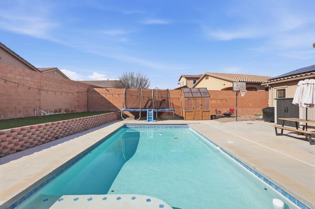 7320 Two Rock Road NW, Albuquerque, NM 87114