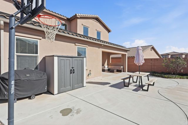 7320 Two Rock Road NW, Albuquerque, NM 87114