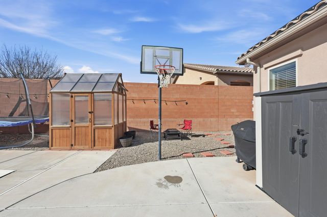 7320 Two Rock Road NW, Albuquerque, NM 87114