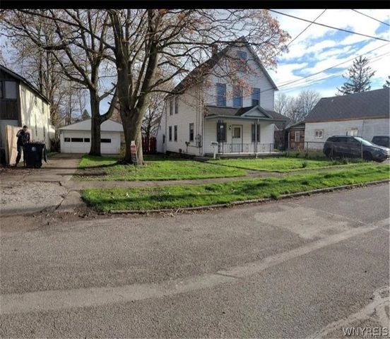 15 Gravel Place, Lackawanna, NY 14218