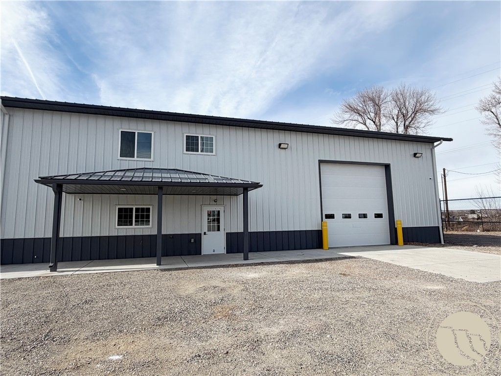 1415 E Railroad Street, Laurel, MT 59044 photo 2