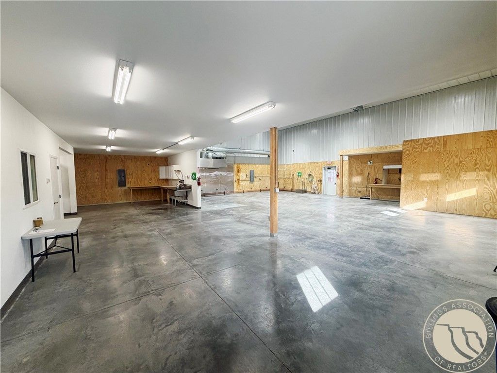 1415 E Railroad Street, Laurel, MT 59044 photo 4