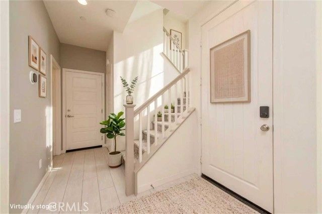 192 Finch, Lake Forest (el Toro), CA 92630