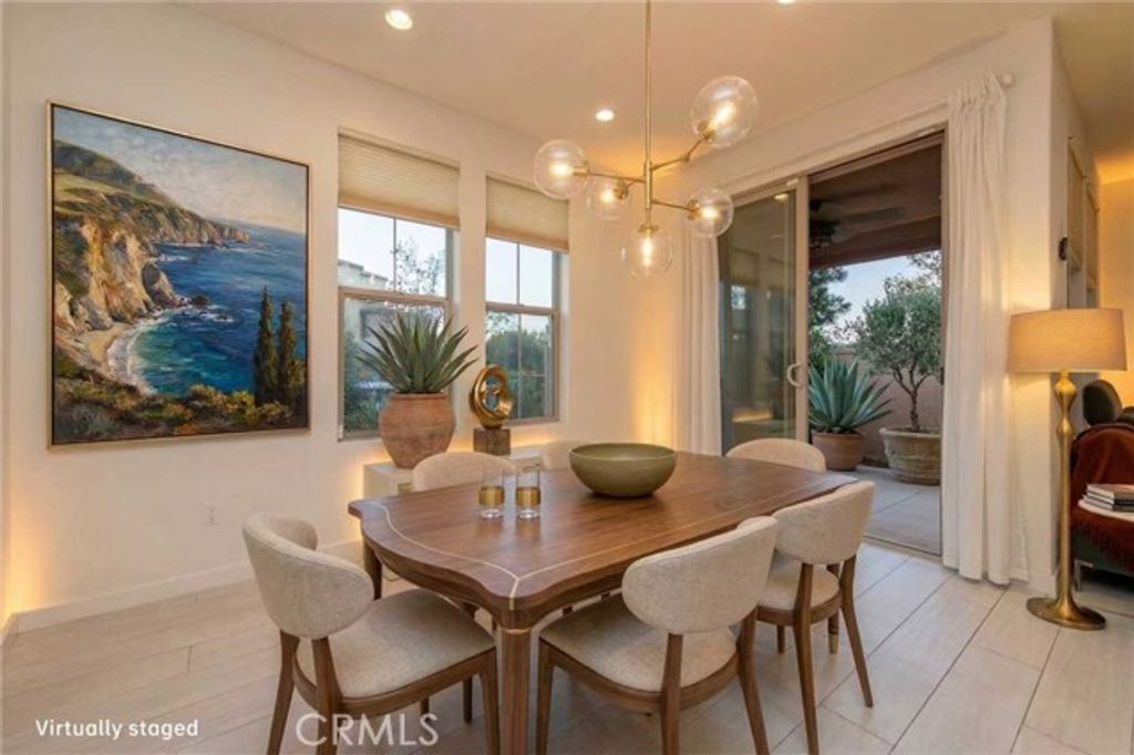 192 Finch, Lake Forest (el Toro), CA 92630