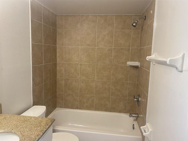 47 W LAS PALMAS WAY, Kissimmee, FL 34743