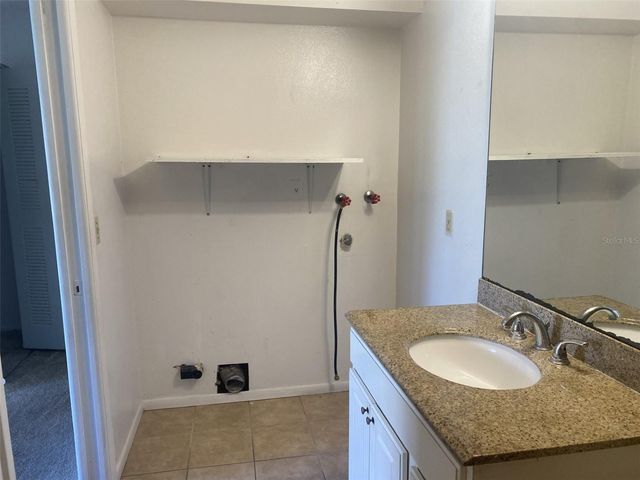 47 W LAS PALMAS WAY, Kissimmee, FL 34743