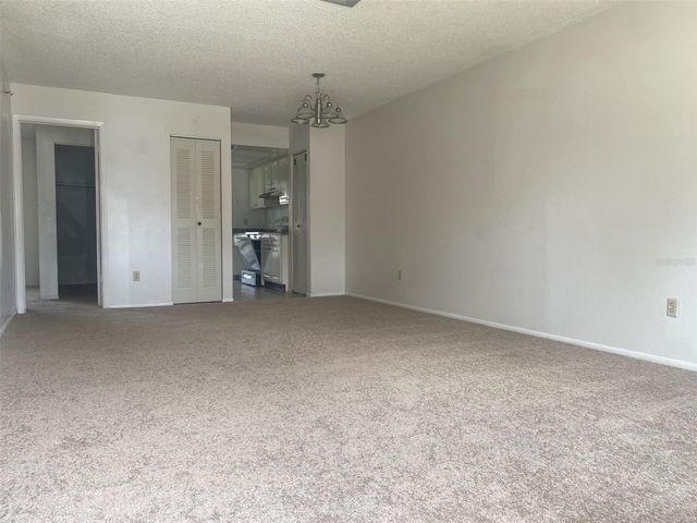 47 W LAS PALMAS WAY, Kissimmee, FL 34743
