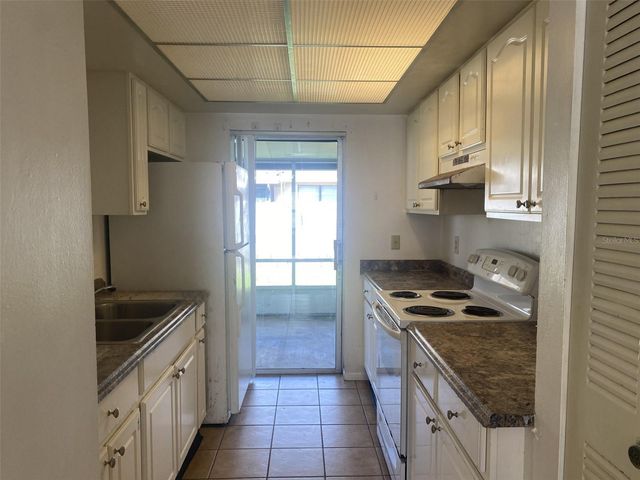 47 W LAS PALMAS WAY, Kissimmee, FL 34743