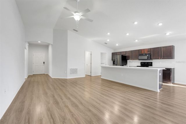 900 KINGFISHER DRIVE, Haines City, FL 33844