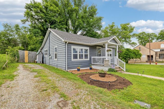 109 Hall St, Hartsville, TN 37074