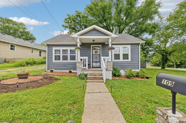 109 Hall St, Hartsville, TN 37074