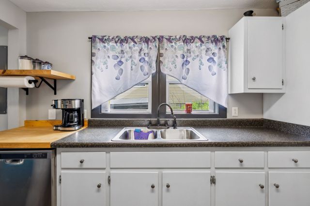 109 Hall St, Hartsville, TN 37074