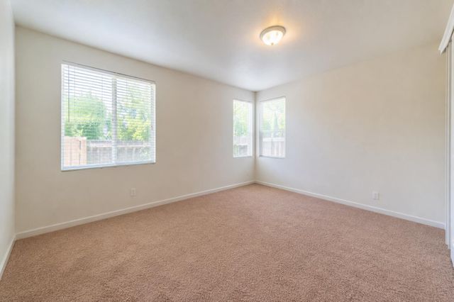 1000 Georgia Avenue, Madera, CA 93637