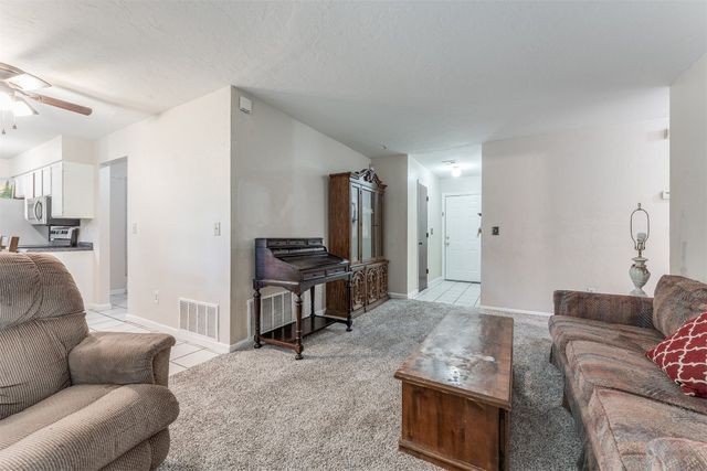 9708 NE 3rd Place, Oklahoma City, OK 73130