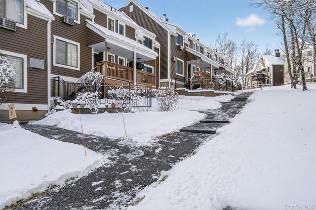 3 Heritage Drive D, Harriman, NY 10926