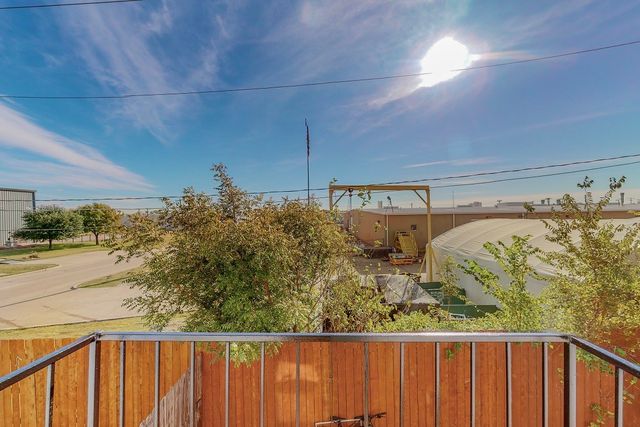 301 Kings Way Drive D, Mansfield, TX 76063