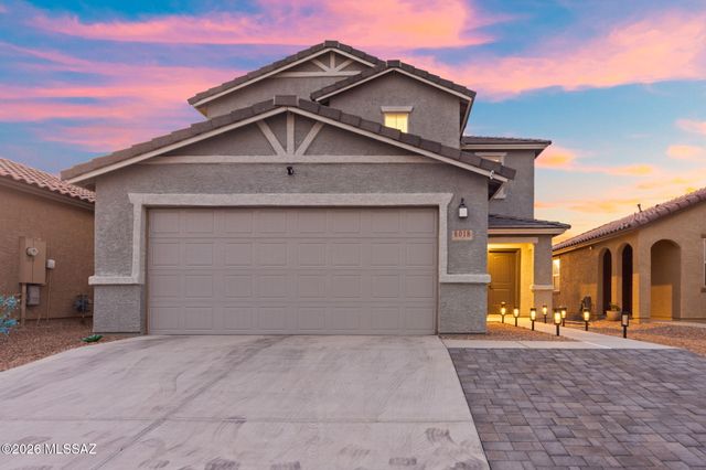 8018 S Golden Bell Drive, Tucson, AZ 85747