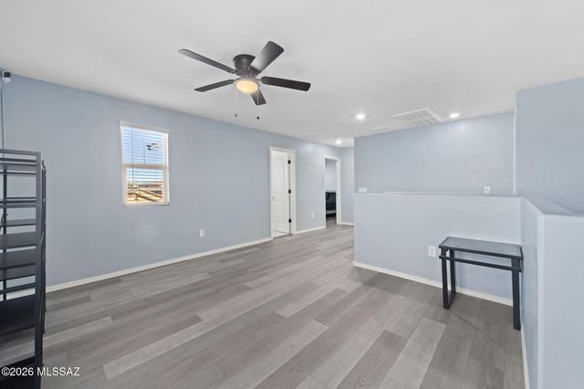 8018 S Golden Bell Drive, Tucson, AZ 85747