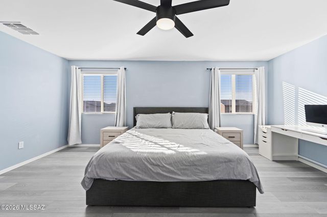 8018 S Golden Bell Drive, Tucson, AZ 85747